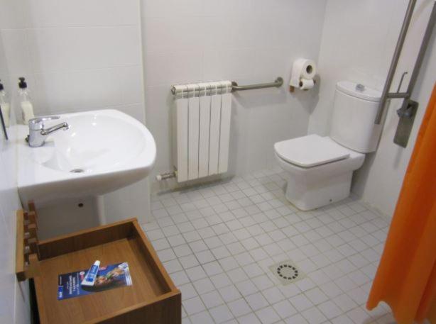 Apartamentos Turisticos Isin Luaran gambar