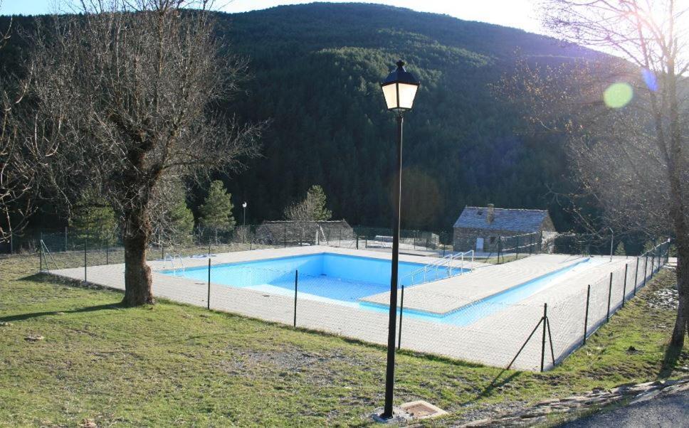 Apartamentos Turisticos Isin Luaran gambar